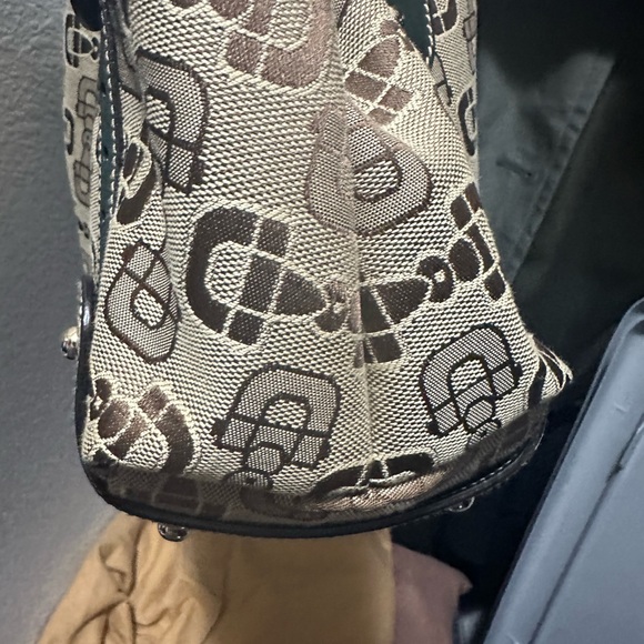 Authentic Gucci Pelham - Picture 5 of 8
